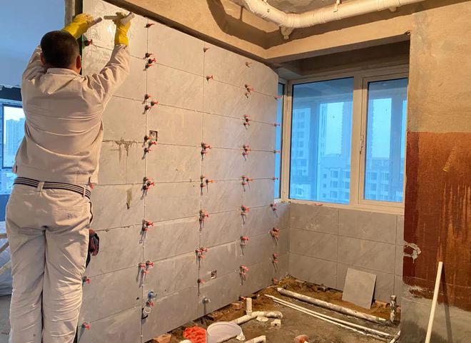 墙砖损坏怎么处理视频(墙砖损坏怎么处理视频教学)